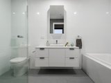 https://images.listonce.com.au/custom/160x/listings/109160-williamsons-road-doncaster-vic-3108/640/01025640_img_09.jpg?C6fKLCeCrtw