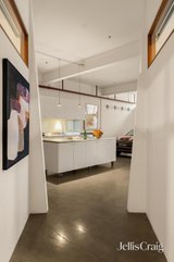 https://images.listonce.com.au/custom/160x/listings/1093-oxford-street-collingwood-vic-3066/174/01886174_img_16.jpg?jZoVo9_mlOs