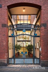 https://images.listonce.com.au/custom/160x/listings/1093-oxford-street-collingwood-vic-3066/174/01886174_img_18.jpg?Wy21A_hzAiI