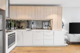 https://images.listonce.com.au/custom/160x/listings/109437-bay-street-brighton-vic-3186/186/01264186_img_03.jpg?O4ecYh4iHgU
