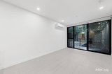 https://images.listonce.com.au/custom/160x/listings/10989-roden-street-west-melbourne-vic-3003/656/01941656_img_14.jpg?y-L9rLl-v8M
