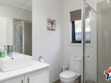 https://images.listonce.com.au/custom/160x/listings/109a-taylor-road-mooroolbark-vic-3138/515/01529515_img_07.jpg?hJCX14_iKhc