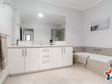 https://images.listonce.com.au/custom/160x/listings/109a-taylor-road-mooroolbark-vic-3138/515/01529515_img_09.jpg?5VjHgm4T-D8