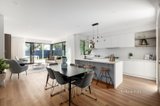 https://images.listonce.com.au/custom/160x/listings/10a-10b-clarence-street-bentleigh-east-vic-3165/577/01580577_img_07.jpg?vVF_iKYDxUg