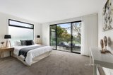 https://images.listonce.com.au/custom/160x/listings/10a-10b-clarence-street-bentleigh-east-vic-3165/577/01580577_img_10.jpg?aQHeZBGJM10