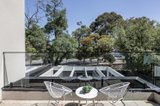 https://images.listonce.com.au/custom/160x/listings/10a-10b-clarence-street-bentleigh-east-vic-3165/577/01580577_img_19.jpg?k_1MQuqYf8g