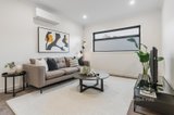 https://images.listonce.com.au/custom/160x/listings/10a-blamey-street-bentleigh-east-vic-3165/487/01432487_img_05.jpg?6EXxPi8m00w