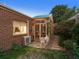 https://images.listonce.com.au/custom/160x/listings/10a-bowen-road-lilydale-vic-3140/378/01524378_img_14.jpg?7BIx7eNvgYQ