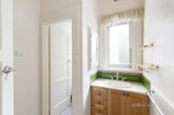https://images.listonce.com.au/custom/160x/listings/10a-calvin-street-hawthorn-vic-3122/835/01049835_img_08.jpg?xJDndOG5OiU