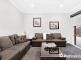 https://images.listonce.com.au/custom/160x/listings/10a-geoffrey-drive-kilsyth-vic-3137/527/01526527_img_10.jpg?CHTLsC0_dmI