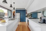 https://images.listonce.com.au/custom/160x/listings/10a-yaralla-road-bentleigh-east-vic-3165/028/01032028_img_07.jpg?RuO-eUfY8Jk