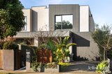 https://images.listonce.com.au/custom/160x/listings/10a-yaralla-road-bentleigh-east-vic-3165/697/01932697_img_01.jpg?ENauWgQcJfM