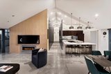 https://images.listonce.com.au/custom/160x/listings/10a9-beach-street-port-melbourne-vic-3207/942/01970942_img_12.jpg?n9QoSGYocOc