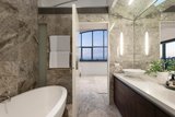 https://images.listonce.com.au/custom/160x/listings/10a9-beach-street-port-melbourne-vic-3207/942/01970942_img_16.jpg?PNmSqf_D0ew