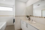 https://images.listonce.com.au/custom/160x/listings/10b-wilma-street-bentleigh-vic-3204/050/01512050_img_11.jpg?6BU0QwWACiA