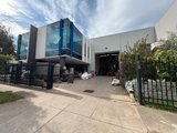 https://images.listonce.com.au/custom/160x/listings/10b-yellowbox-drive-craigieburn-vic-3064/007/01819007_img_09.jpg?CvHUosT98_E