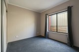 https://images.listonce.com.au/custom/160x/listings/10d-moscript-street-campbells-creek-vic-3451/456/00616456_img_07.jpg?NIIdJ5ihBwA