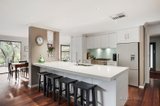 https://images.listonce.com.au/custom/160x/listings/11-15-alva-avenue-park-orchards-vic-3114/571/00662571_img_03.jpg?q5YfOfNJwbs