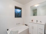 https://images.listonce.com.au/custom/160x/listings/11-aileen-avenue-montrose-vic-3765/422/01524422_img_10.jpg?w5GncMlf3HA