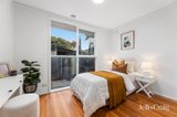 https://images.listonce.com.au/custom/160x/listings/11-akuna-avenue-notting-hill-vic-3168/587/01970587_img_09.jpg?SAR2yIiyx4w