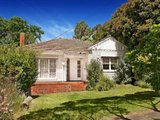 https://images.listonce.com.au/custom/160x/listings/11-allison-road-mont-albert-north-vic-3129/896/01683896_img_01.jpg?IHRBKIc7aJE