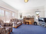 https://images.listonce.com.au/custom/160x/listings/11-allison-road-mont-albert-north-vic-3129/896/01683896_img_02.jpg?ySAJsUzt6oQ