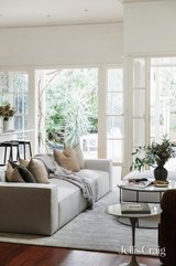 https://images.listonce.com.au/custom/160x/listings/11-ann-street-prahran-vic-3181/826/01769826_img_07.jpg?QBBt2jtnWLw