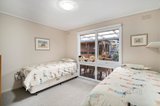 https://images.listonce.com.au/custom/160x/listings/11-arcady-grove-vermont-vic-3133/997/01705997_img_10.jpg?Onm8SOnAD60