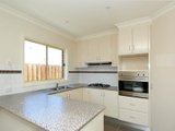 https://images.listonce.com.au/custom/160x/listings/11-bailey-street-belmont-vic-3216/371/01699371_img_04.jpg?lq5OgWVlzB0
