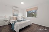 https://images.listonce.com.au/custom/160x/listings/11-bambra-street-croydon-vic-3136/303/01913303_img_08.jpg?kAhMMc3U9Sg