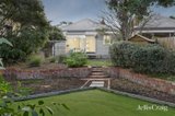 https://images.listonce.com.au/custom/160x/listings/11-barton-street-hawthorn-vic-3122/355/01748355_img_11.jpg?BEp5kQEL4BY