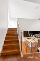 https://images.listonce.com.au/custom/160x/listings/11-beale-court-templestowe-vic-3106/997/01818997_img_05.jpg?lpBYgvWq-xQ