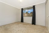 https://images.listonce.com.au/custom/160x/listings/11-beauchamp-street-kyneton-vic-3444/876/00364876_img_05.jpg?Ioe-GjzEKgo