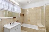https://images.listonce.com.au/custom/160x/listings/11-bellevue-avenue-rosanna-vic-3084/188/01978188_img_08.jpg?RTVmr5BCMUw