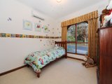 https://images.listonce.com.au/custom/160x/listings/11-blueberry-road-mooroolbark-vic-3138/692/01870692_img_13.jpg?BLRxrD6h_tw