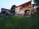 https://images.listonce.com.au/custom/160x/listings/11-blueberry-road-mooroolbark-vic-3138/692/01870692_img_18.jpg?HKj_6N7OhJM
