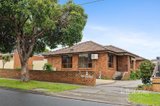 https://images.listonce.com.au/custom/160x/listings/11-broadhurst-avenue-reservoir-vic-3073/619/01915619_img_01.jpg?VfPG2-xXdJI