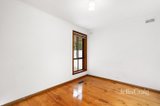 https://images.listonce.com.au/custom/160x/listings/11-broadhurst-avenue-reservoir-vic-3073/619/01915619_img_06.jpg?UaDk7IIOf1M