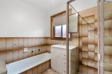 https://images.listonce.com.au/custom/160x/listings/11-broadhurst-avenue-reservoir-vic-3073/619/01915619_img_07.jpg?txUU_Rhfq-4