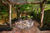 https://images.listonce.com.au/custom/160x/listings/11-byron-street-elwood-vic-3184/818/01793818_img_04.jpg?Ow0N4d1VzV0