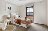 https://images.listonce.com.au/custom/160x/listings/11-calendonia-drive-eltham-north-vic-3095/359/01691359_img_12.jpg?mjjSB2bAay4