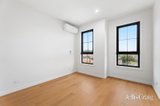https://images.listonce.com.au/custom/160x/listings/11-carmichael-court-glen-waverley-vic-3150/509/01975509_img_12.jpg?eUjXWikt4C8