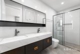 https://images.listonce.com.au/custom/160x/listings/11-carmichael-court-glen-waverley-vic-3150/754/01986754_img_02.jpg?YdAAkBSYDP4
