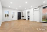 https://images.listonce.com.au/custom/160x/listings/11-carmichael-court-glen-waverley-vic-3150/754/01986754_img_11.jpg?Bnam38IM1eM