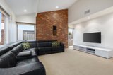 https://images.listonce.com.au/custom/160x/listings/11-carrington-court-burwood-east-vic-3151/857/00967857_img_02.jpg?GD7KWKPpXL8