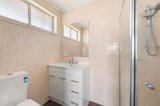 https://images.listonce.com.au/custom/160x/listings/11-cason-street-doncaster-vic-3108/647/01677647_img_07.jpg?Vc2wUUex_h4
