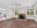 https://images.listonce.com.au/custom/160x/listings/11-chamberlain-street-ballarat-east-vic-3350/577/01576577_img_05.jpg?JKMjdbEaxZA