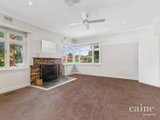 https://images.listonce.com.au/custom/160x/listings/11-chamberlain-street-ballarat-east-vic-3350/577/01576577_img_06.jpg?p2t5HCtei2s