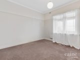 https://images.listonce.com.au/custom/160x/listings/11-chamberlain-street-ballarat-east-vic-3350/577/01576577_img_09.jpg?_SNcQdtG1fo