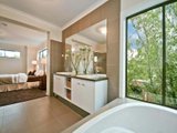 https://images.listonce.com.au/custom/160x/listings/11-charles-street-surrey-hills-vic-3127/040/01685040_img_06.jpg?M71o3VhksEU